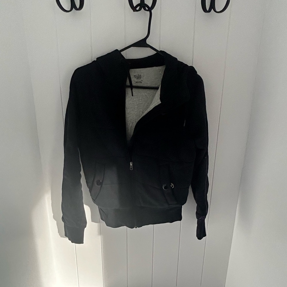 Nike sweater
